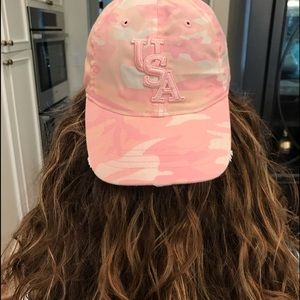 🎉HP🎉Youth size pink USA camo BB hat